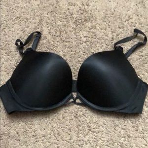 Victoria Secret Bombshell Bra 34b